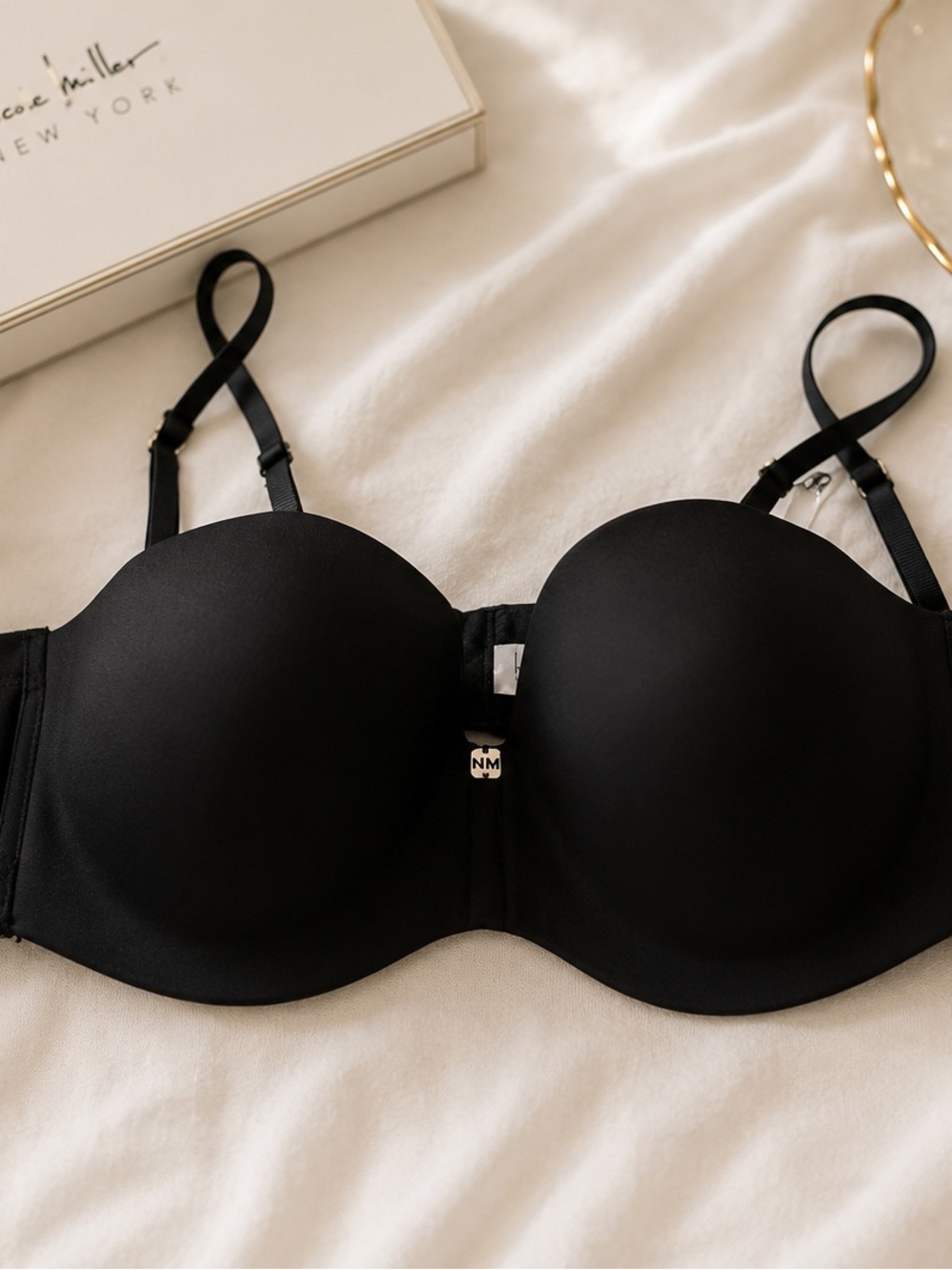 NWT NICOLE MILLER CONVERTIBLE BLACK BRA STYLE NM6211 SIZE 38c